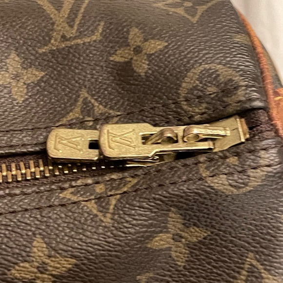 LOUIS VUITTON Monogram Keepall
Bandouliere 50 Boston Bag M41416 LV Auth 65113 - Picture 3 of 6